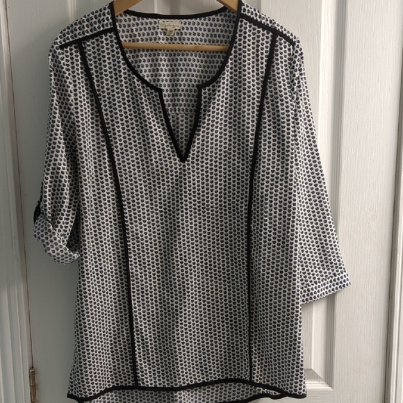 Antilia Femme Tops - Geometric Patterned Blouse Sz XL With Convertible Sleeve Length By Antilia Femme